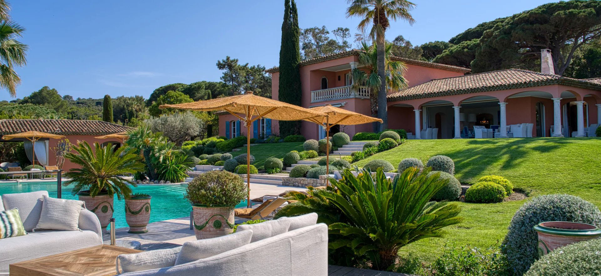 Discover this property: Ramatuelle - France - House, 10 rooms, 9 bedrooms - Slideshow Picture 1