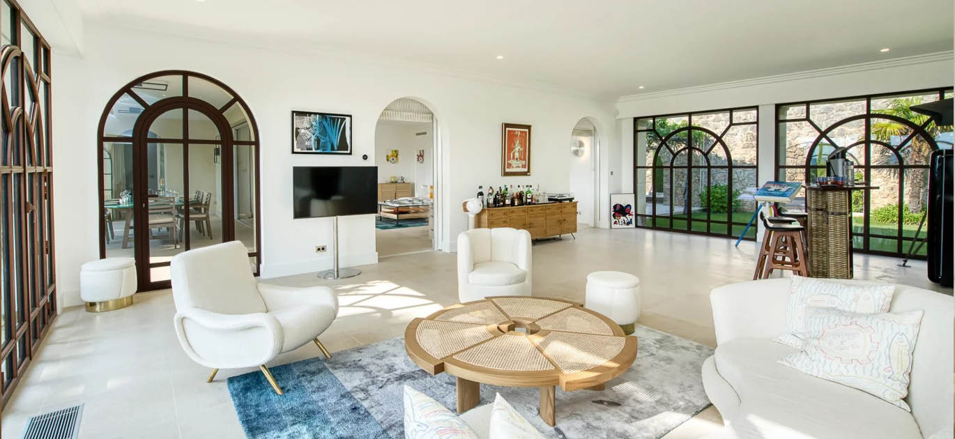 Discover this property: Saint-Tropez - France - House, 10 rooms, 6 bedrooms - Slideshow Picture 3